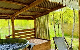 Domek nad Zegrzem z prywatnym jacuzzi
